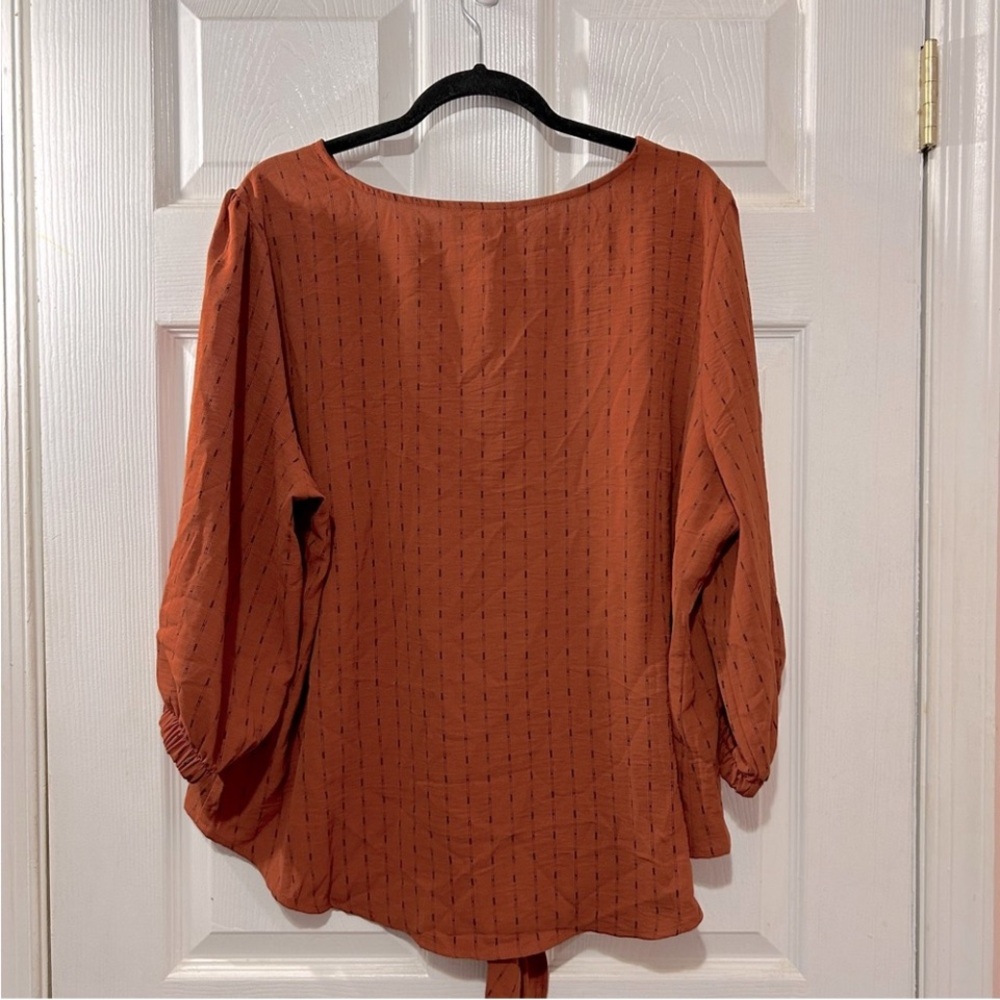 NWT Olivia & Martin Shirt Blouse NWT 2X - Picture 2 of 5